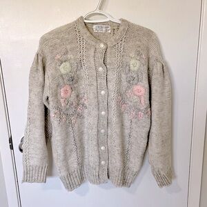 Vintage Wool Blend Floral Embroidered Cardigan Grey Pink size Small / Medium